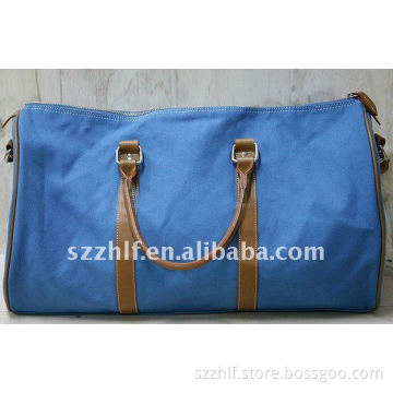 canvas shoulder bag in practical color